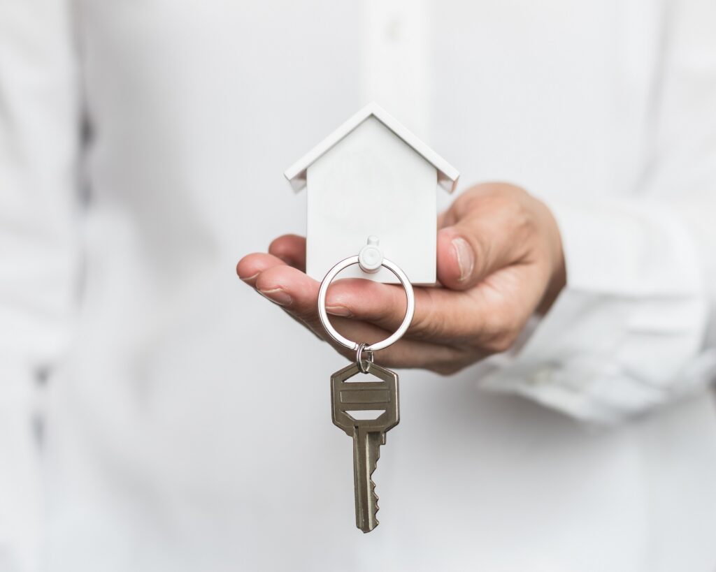 Omaha homeowners choosing cash buyers over realtors