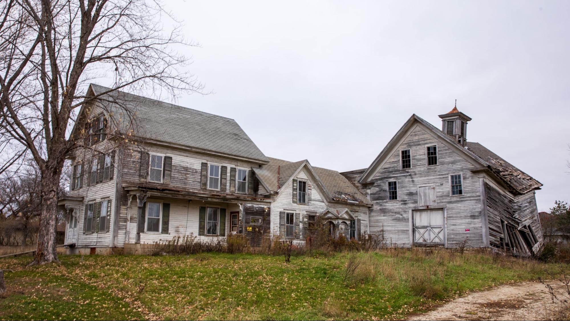Condemned but Not Hopeless: How to Sell a Condemned Property Fast in Omaha